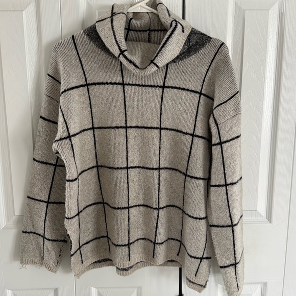 Madewell Women's Windowpane Turtleneck Sweater Grey/Off-White/Black - Size M - Picture 2 of 8